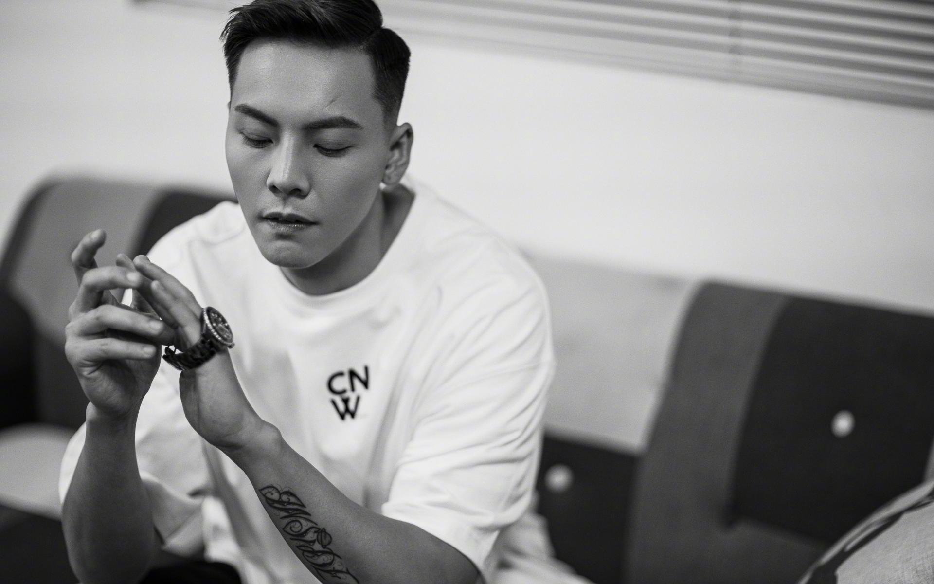 京多安，当精密仪器在街道狂想曲中拉满刻度