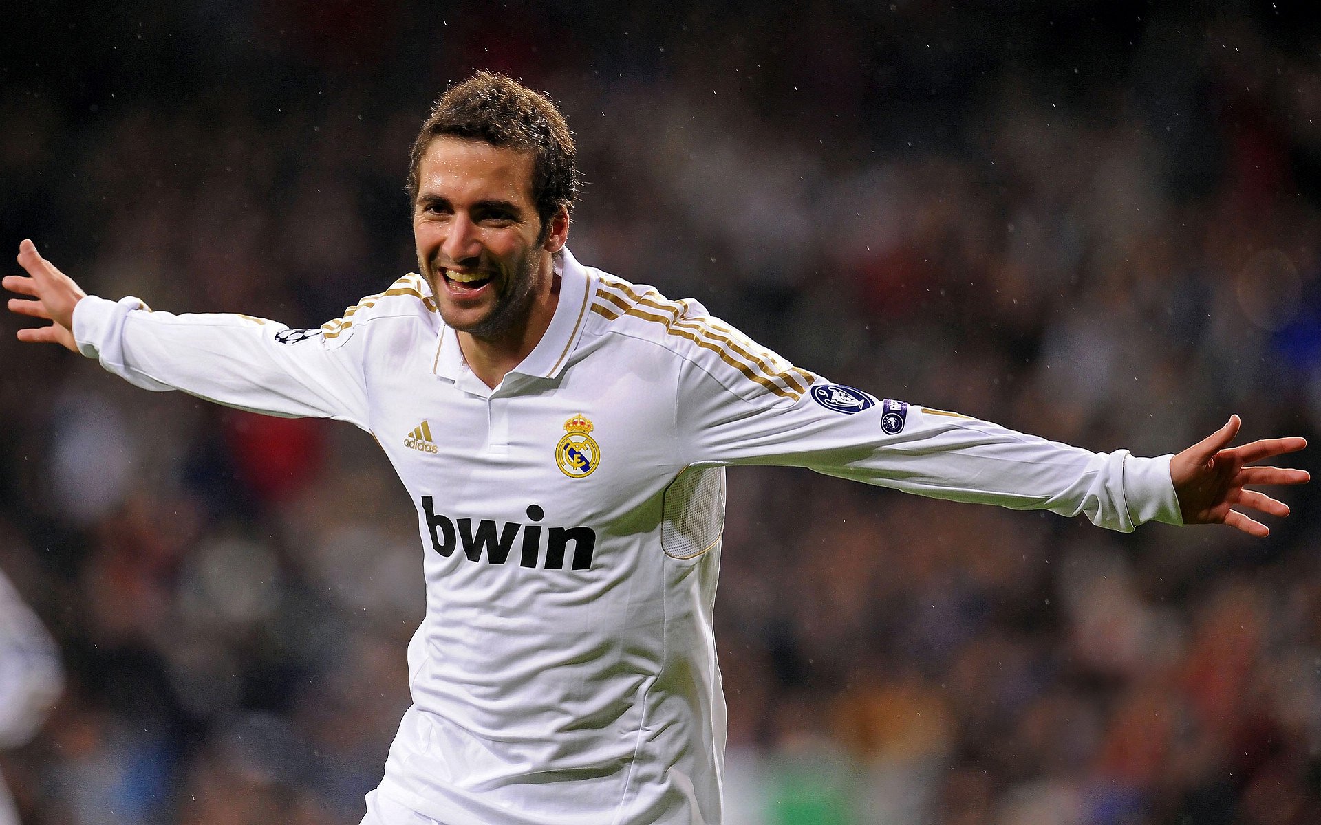 黄喜灿爆发,澳大利亚绝杀AC米兰,亚洲足球的崛起之夜